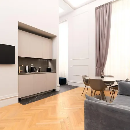 Limehome Lecce Palazzo Bn Exterior photo