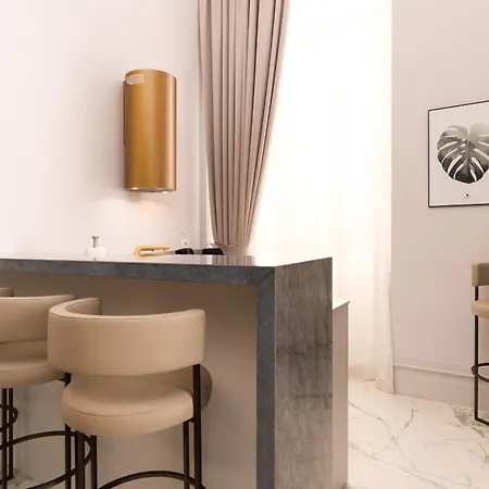 Limehome Lecce Palazzo Bn Exterior photo